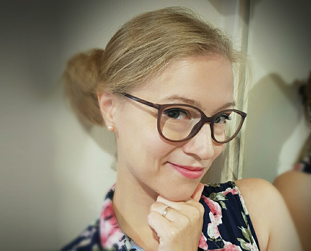 Giulia presents Rodenstock 5316